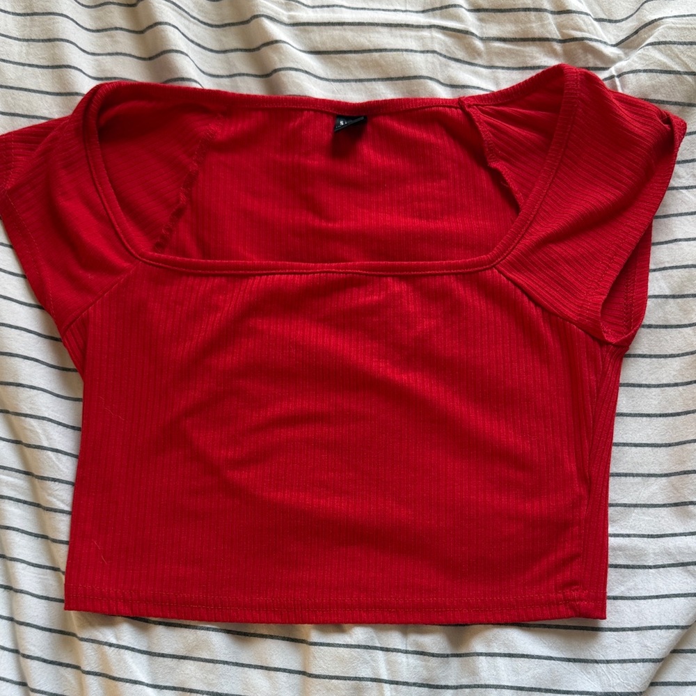 SHEIN Red Square Neck Crop Top